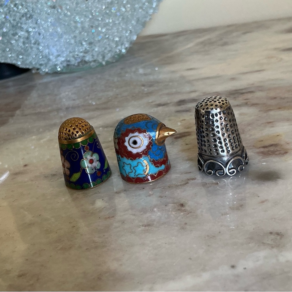 3 Vintage Thimbles: Sterling Silver, Chinese Cloisonné.